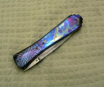 Heat colored dagger closed.jpg